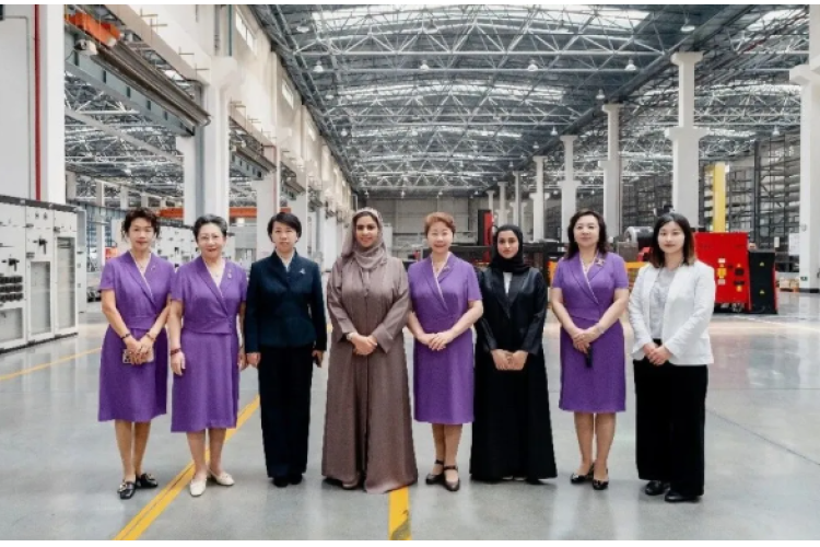 中阿携手 绿动未来丨阿联酋驻华使馆代表团莅临九洲集团共商清洁能源与巾帼合作
